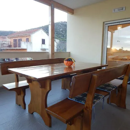 Pika 2 Apartment *