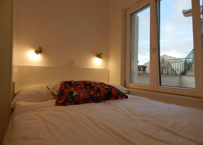 Apartament Pika 2 *
